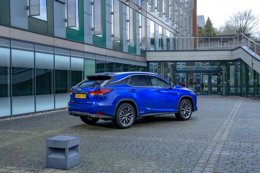  Lexus RX450h F-Sport 2019 года  (UK) (фото 17 из 40)